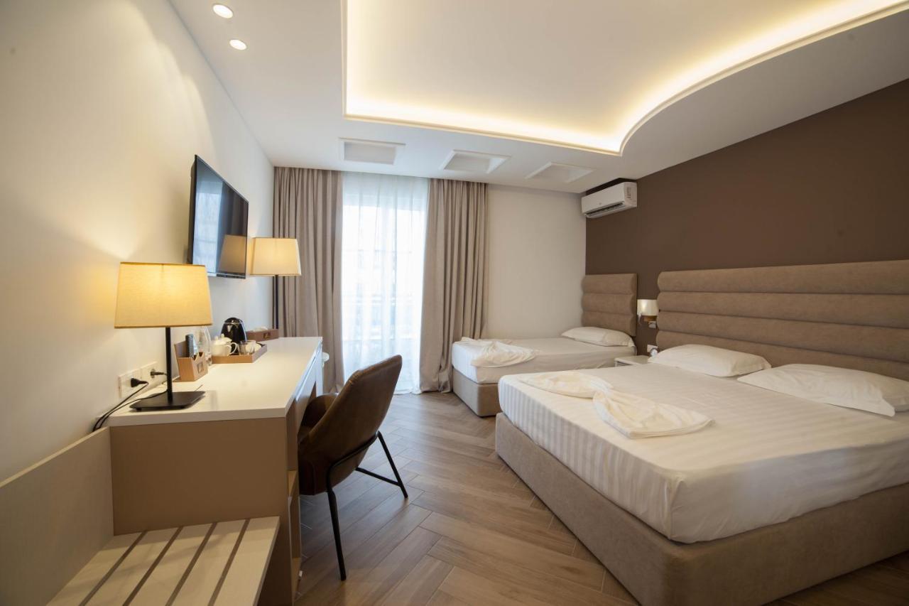Grand Blue Fafa Resort & Spa Durres Ngoại thất bức ảnh